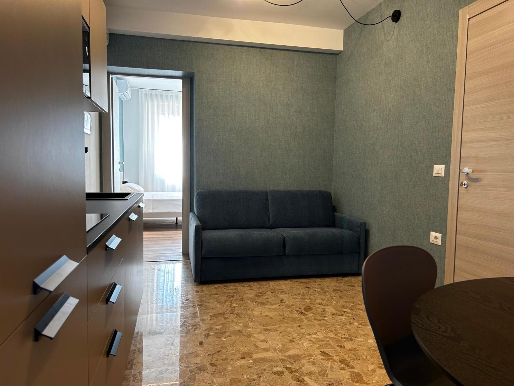 Catullo Lounge And Rooms Near The Airport Caselle  Esterno foto