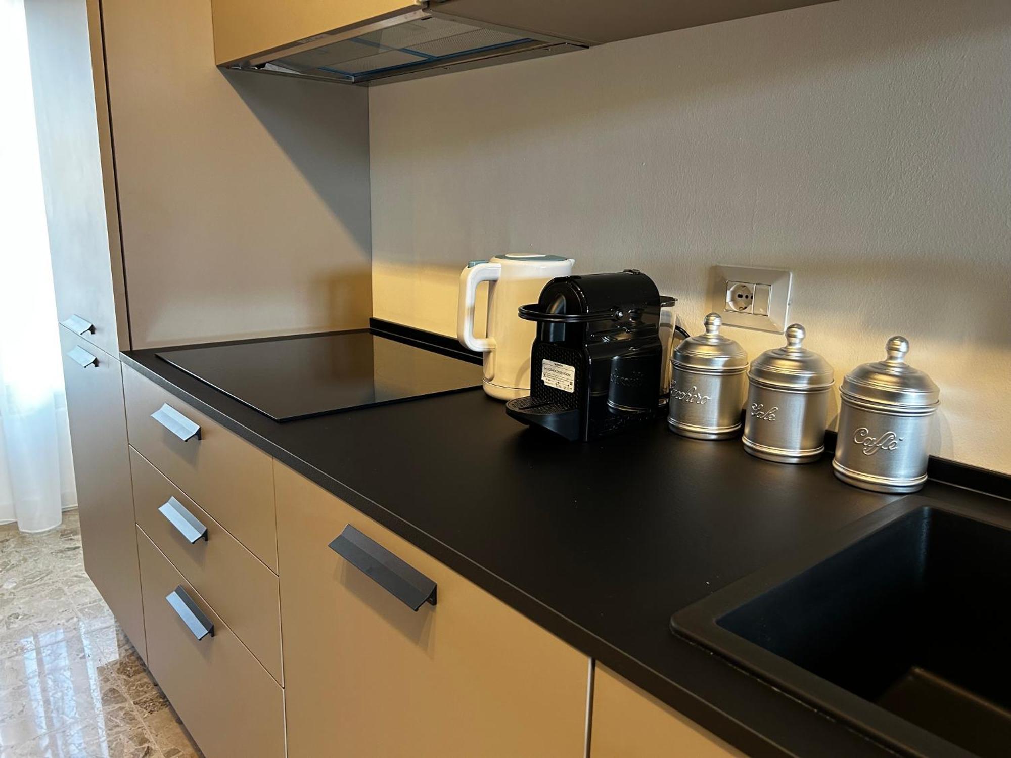 Catullo Lounge And Rooms Near The Airport Caselle  Esterno foto