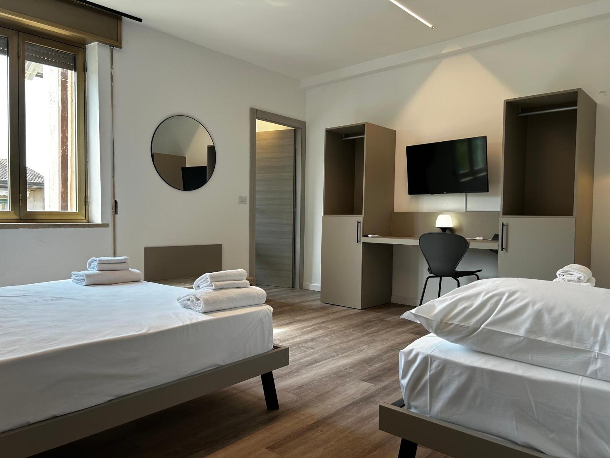 Catullo Lounge And Rooms Near The Airport Caselle  Esterno foto
